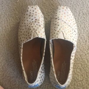 TOMs Shoes